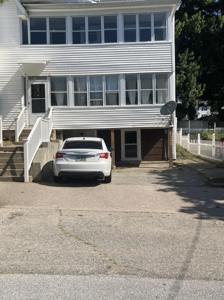 440 Laurel Street Manchester NH 03103