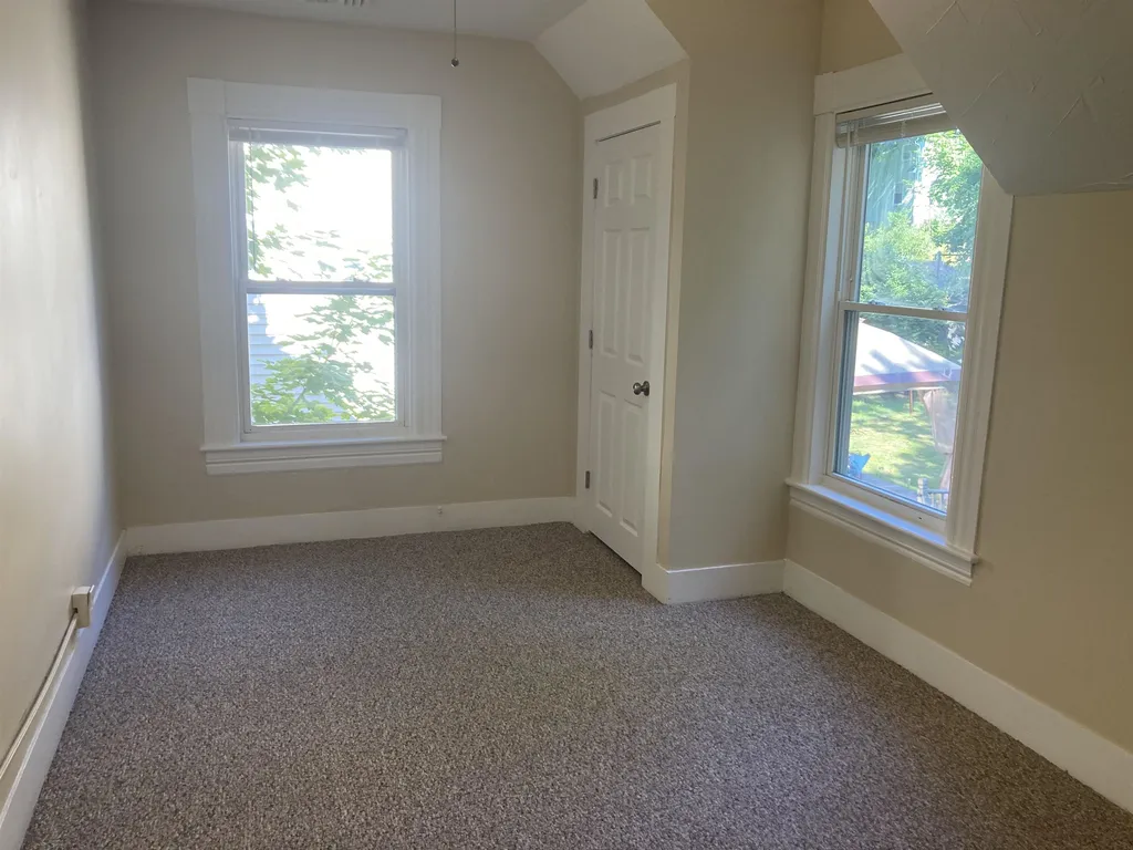 440 Laurel Street Manchester NH 03103
