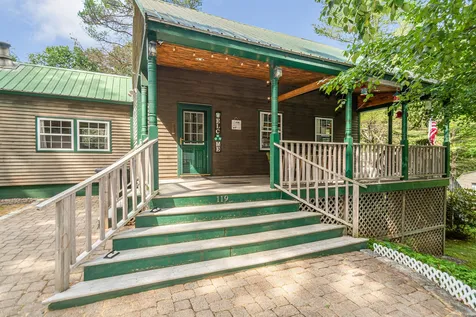 119 Deer Hill Road Brentwood NH 03833