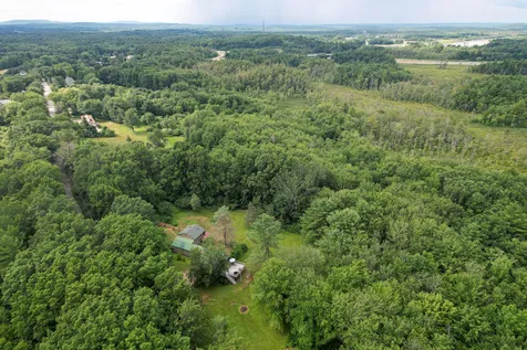 119 Deer Hill Road Brentwood NH 03833