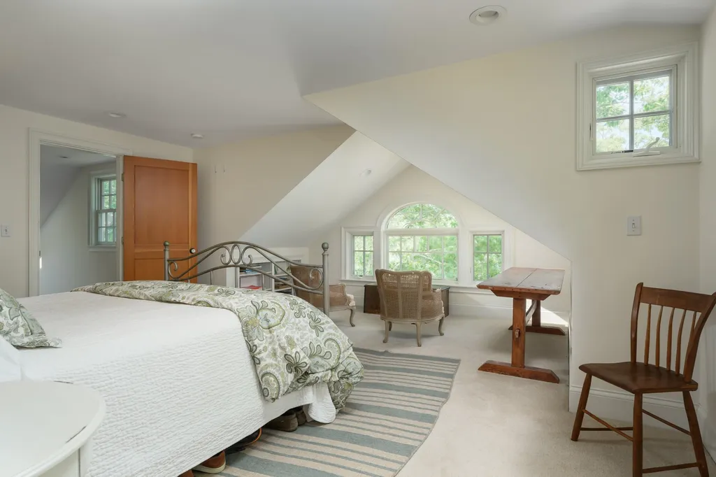 3 Rivermouth Road York ME 03909