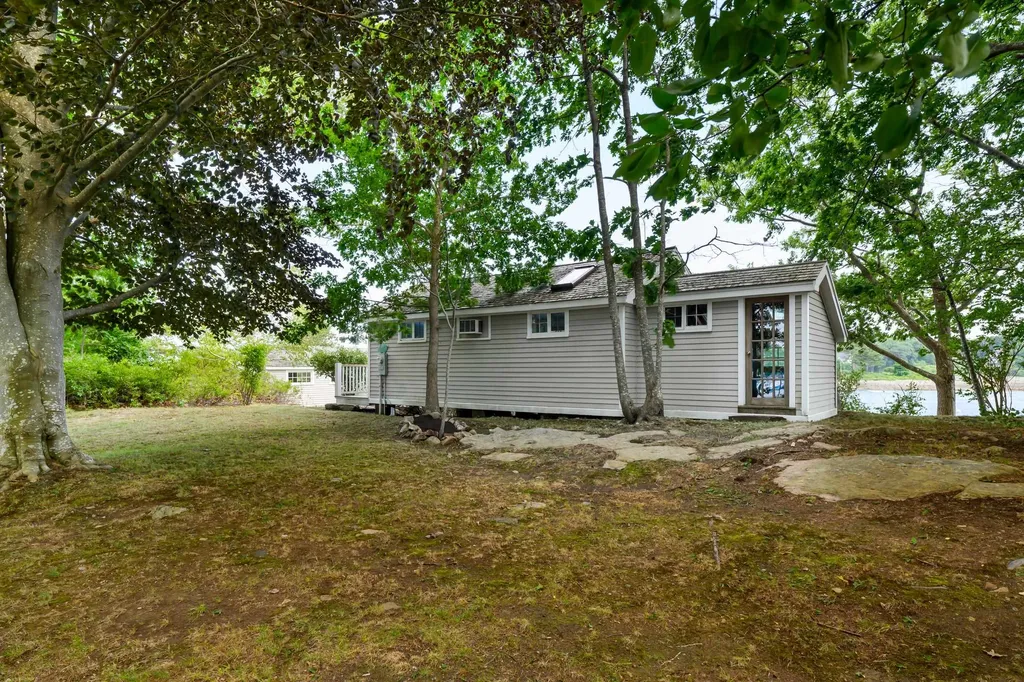 3 Rivermouth Road York ME 03909