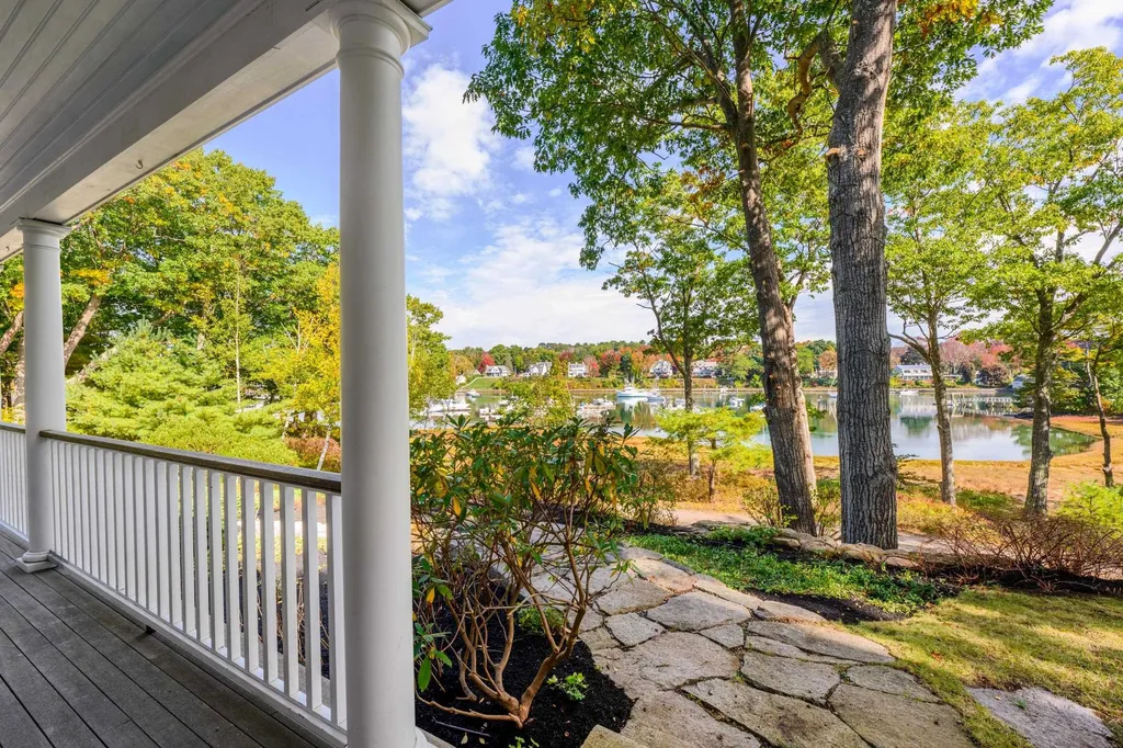 3 Rivermouth Road York ME 03909