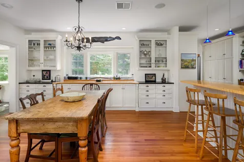 3 Rivermouth Road York ME 03909