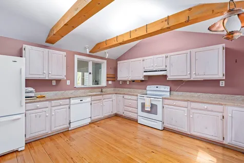 66 Old Jaffrey Road Peterborough NH 03458