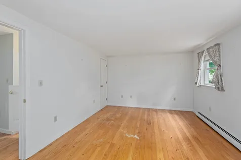66 Old Jaffrey Road Peterborough NH 03458