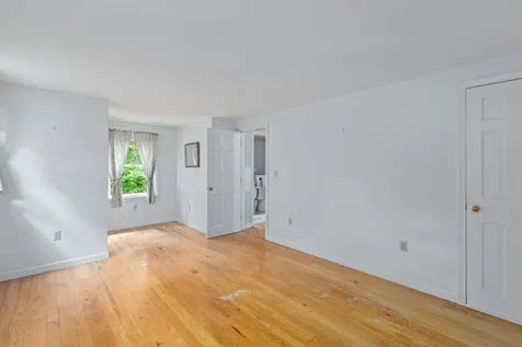 66 Old Jaffrey Road Peterborough NH 03458