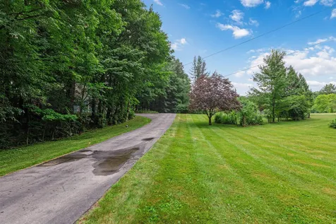 66 Old Jaffrey Road Peterborough NH 03458