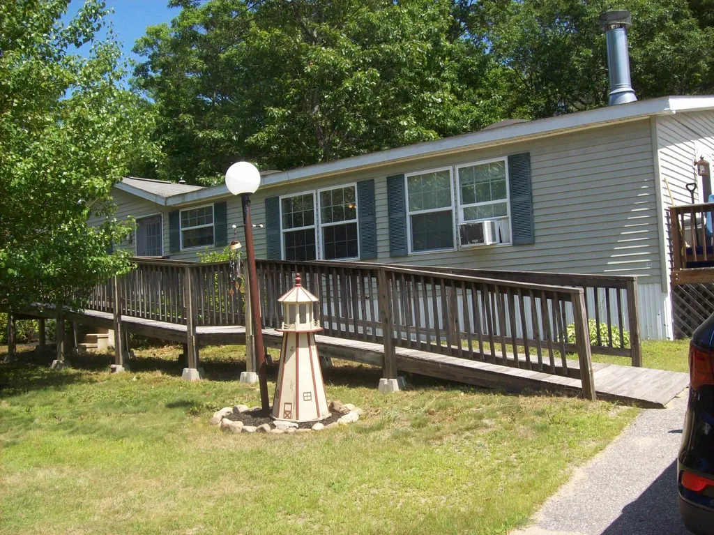 49 Balsam Drive Farmington NH 03835
