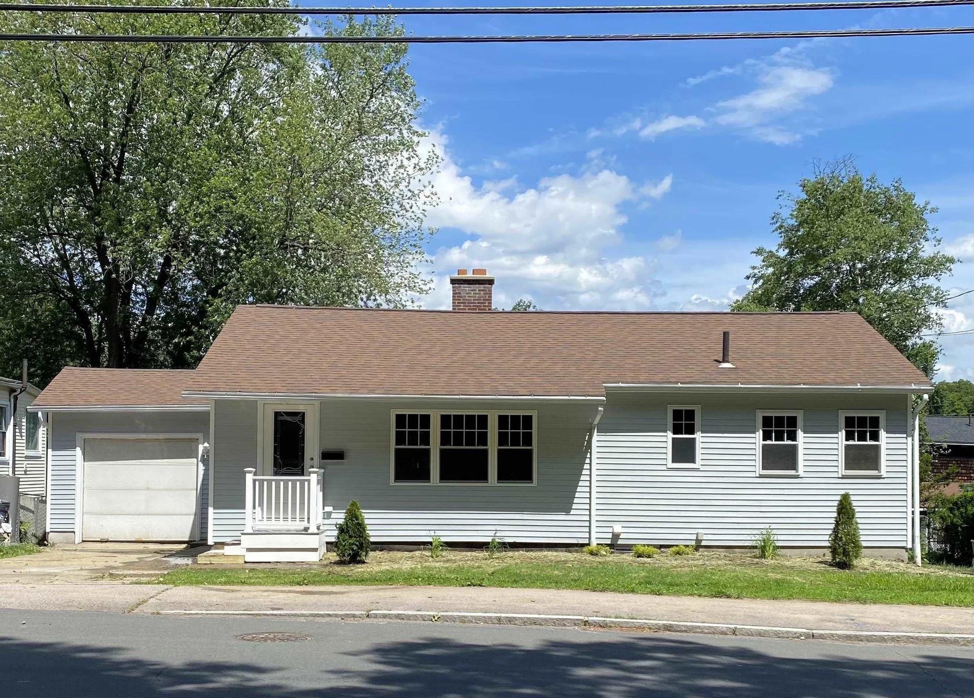 347 Mammoth Road Manchester NH 03109