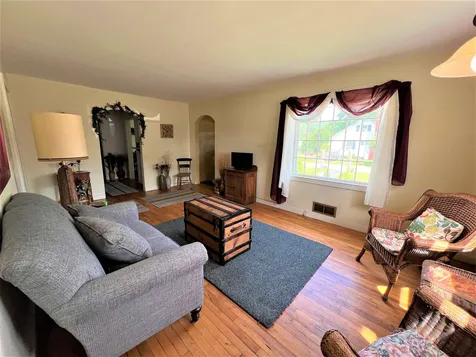15 Breezy Lane Chester VT 05143
