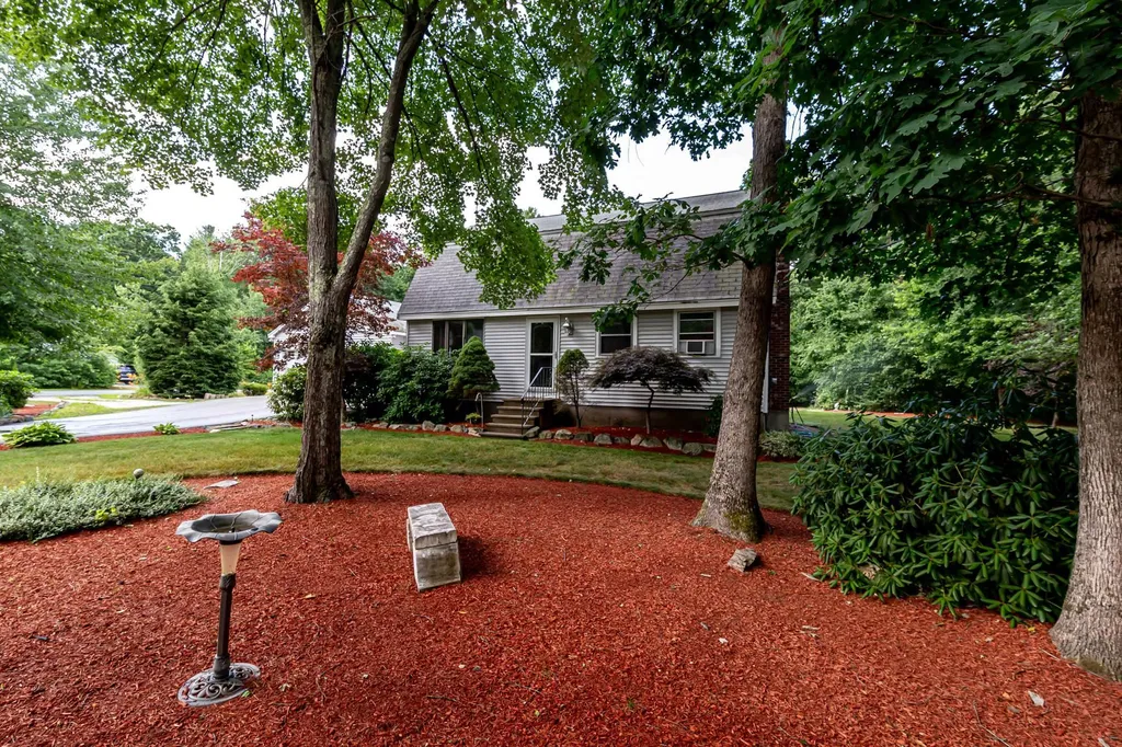 14 Hickory Drive Amherst NH 03031