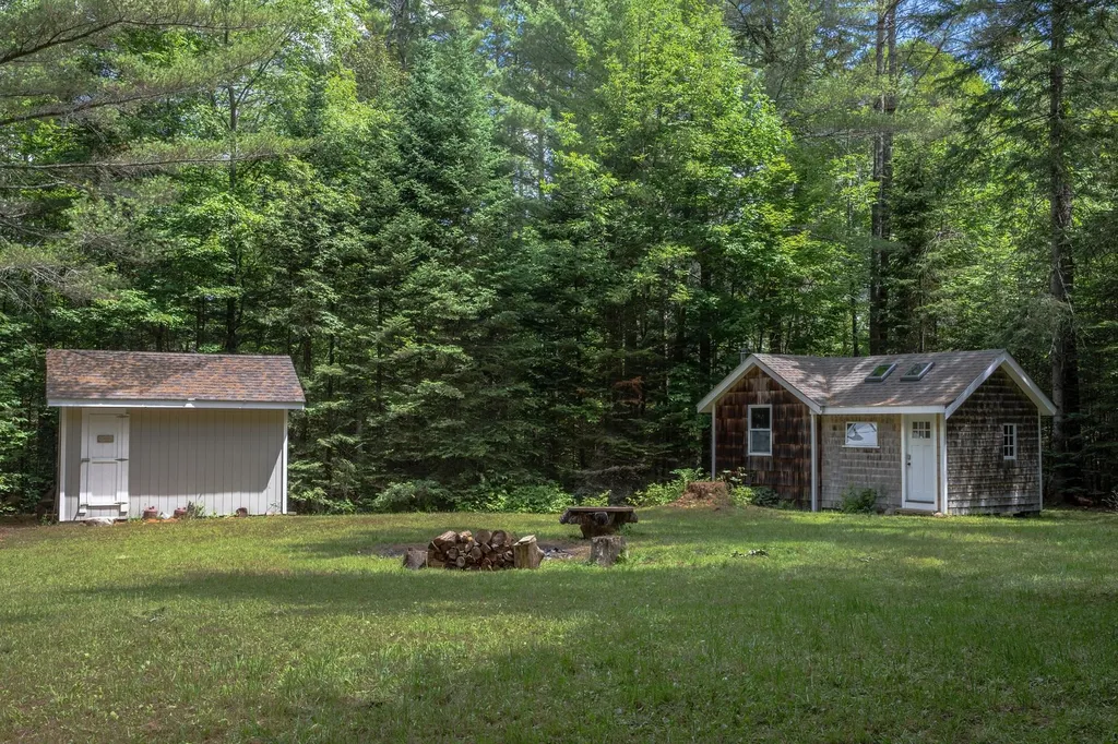 86 Abe Jacobs Road Corinth VT 05039