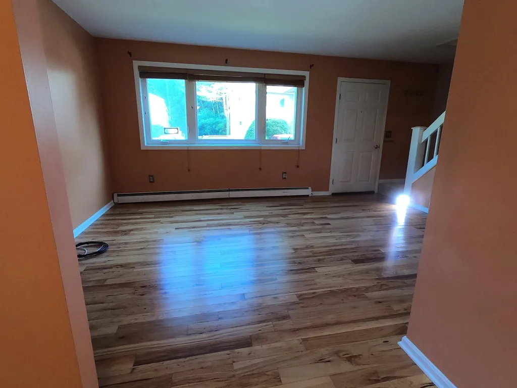 76 Colonial Drive Hartford VT 05001