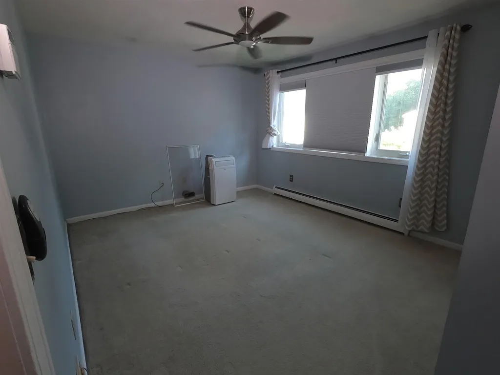 76 Colonial Drive Hartford VT 05001