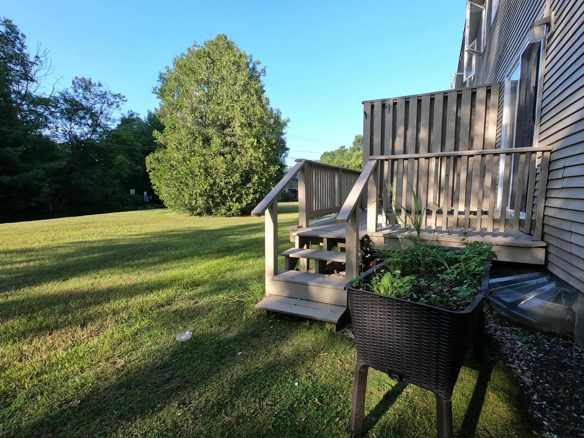 76 Colonial Drive Hartford VT 05001