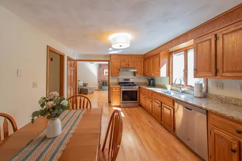 15 Hickory Lane Danville NH 03819