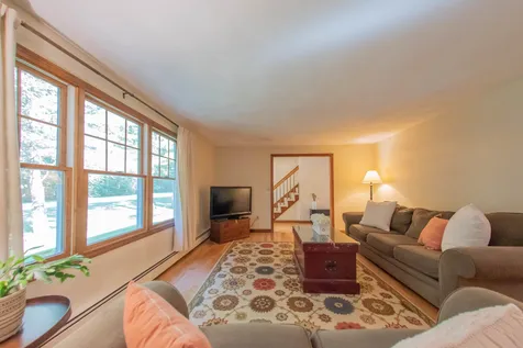 15 Hickory Lane Danville NH 03819