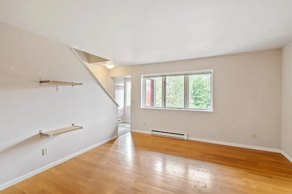 20 College Hill Hanover NH 03755