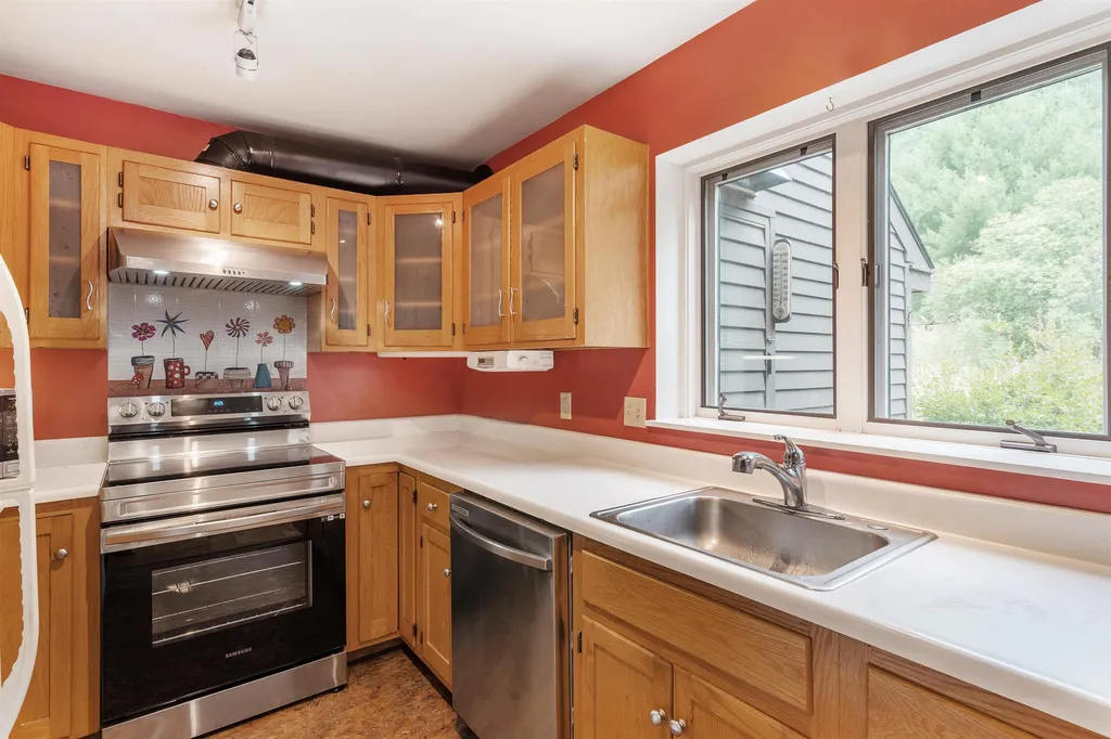 20 College Hill Hanover NH 03755