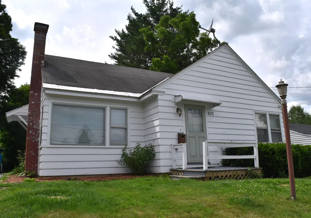 405 Jefferson Heights Bennington VT 05201