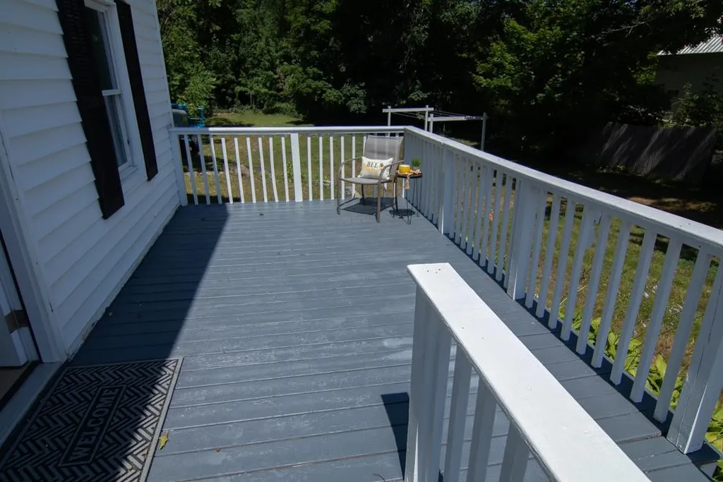 25 Maple Street Farmington NH 03835