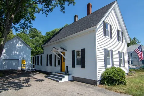25 Maple Street Farmington NH 03835