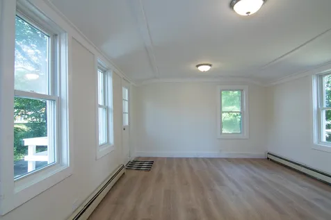 25 Maple Street Farmington NH 03835