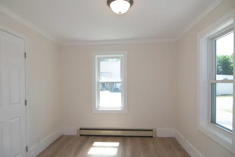 25 Maple Street Farmington NH 03835