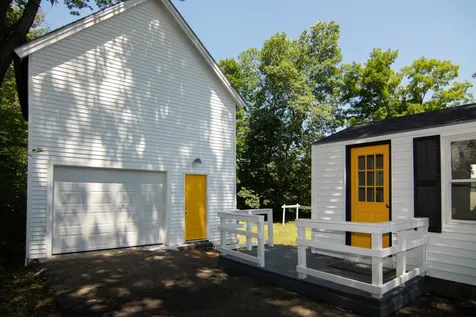 25 Maple Street Farmington NH 03835