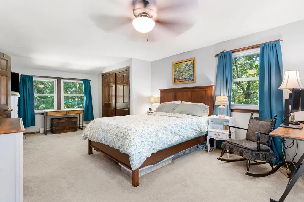 12 Windbrook Drive Epping NH 03042