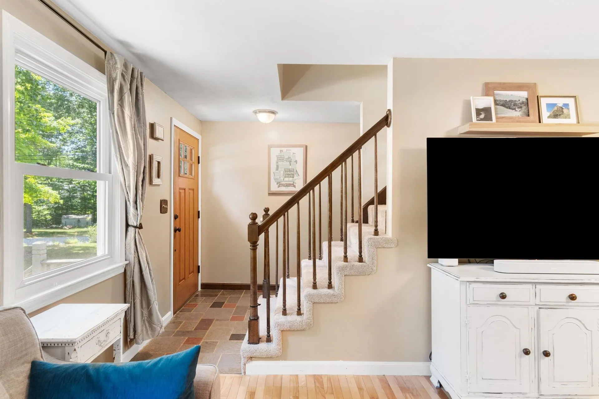 12 Windbrook Drive Epping NH 03042