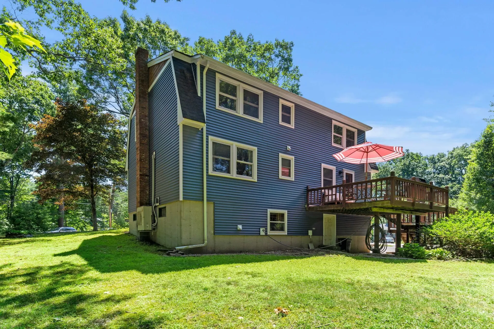 12 Windbrook Drive Epping NH 03042