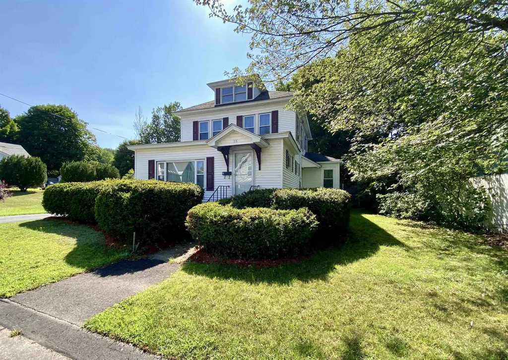 15 Chellis Street Claremont NH 03743