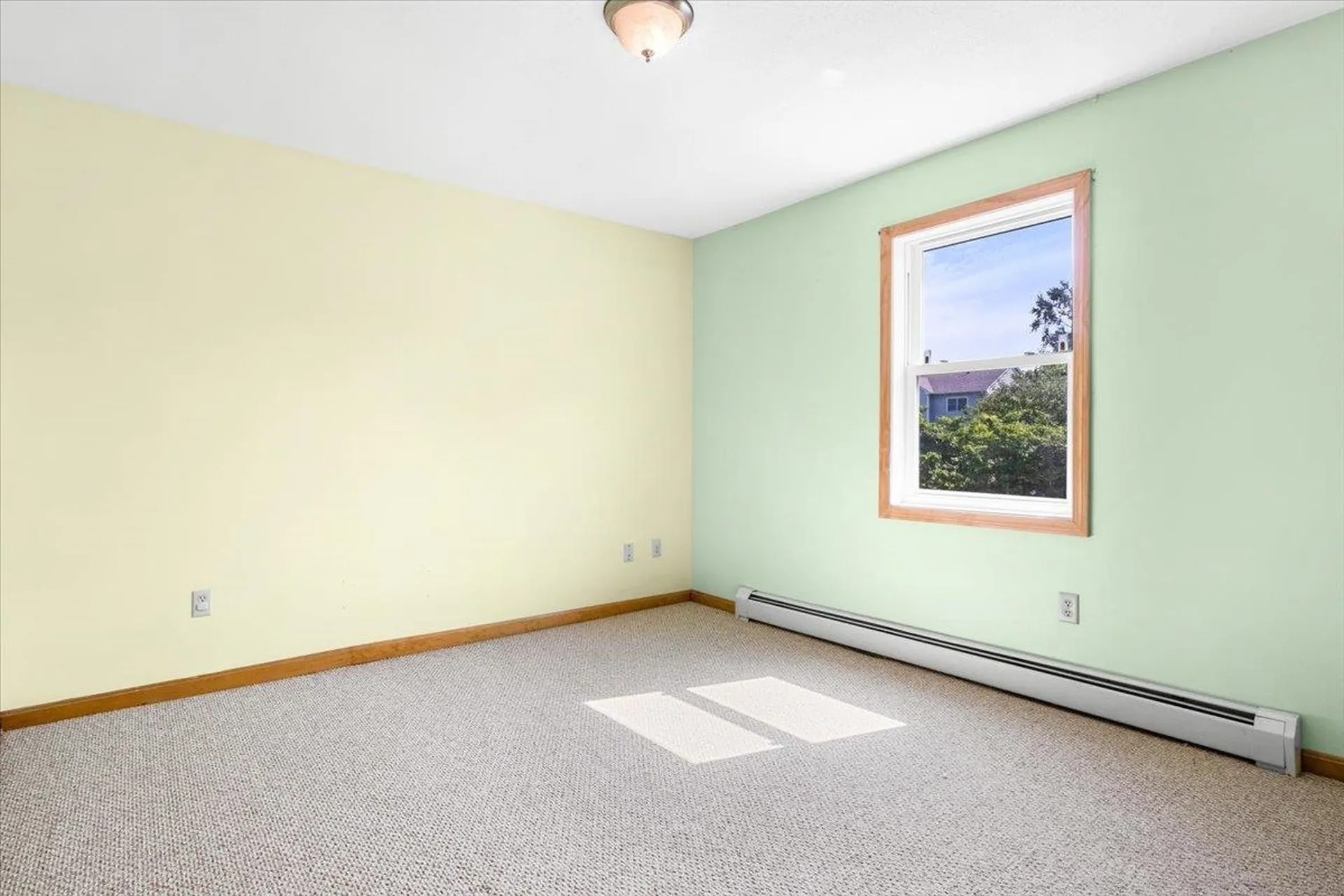 27 Adirondack Street South Burlington VT 05403
