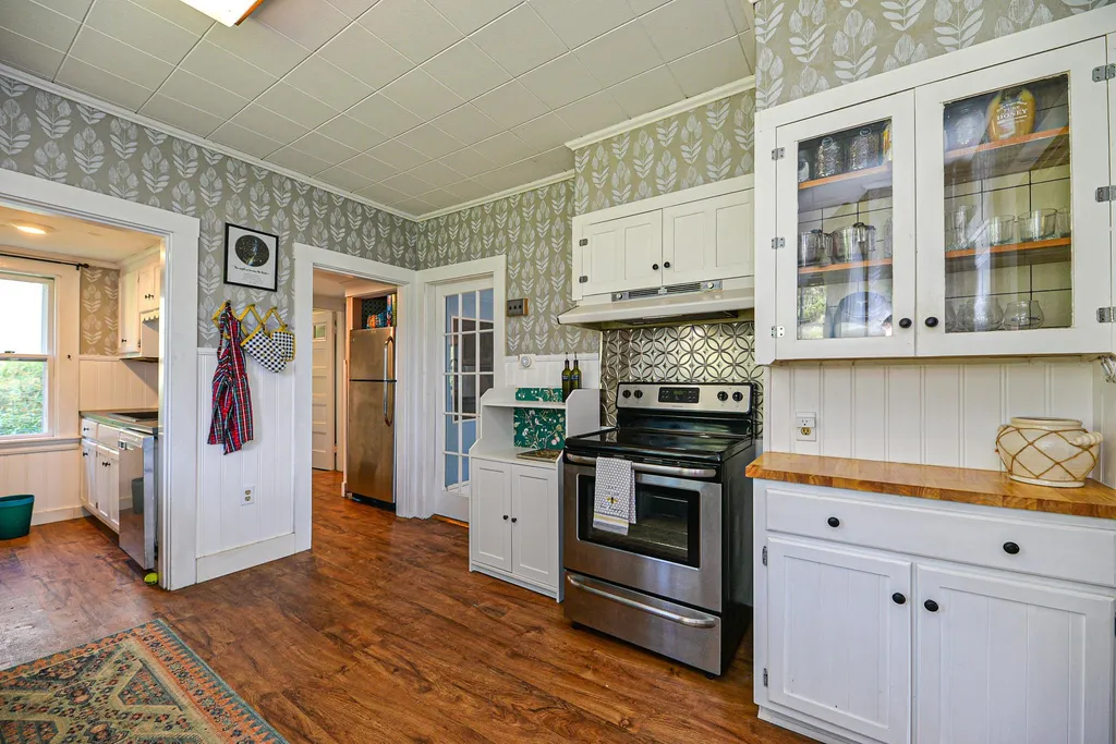 391 Portsmouth Avenue Greenland NH 03840