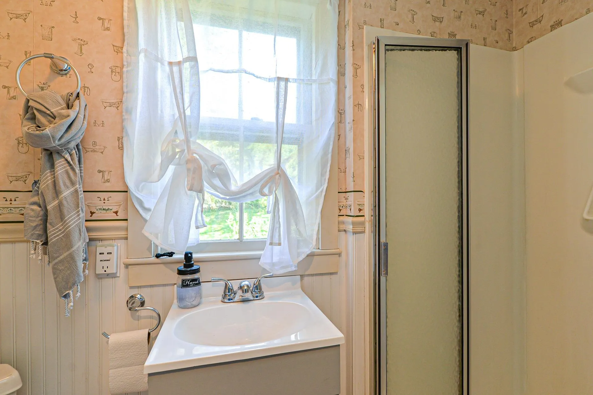 391 Portsmouth Avenue Greenland NH 03840