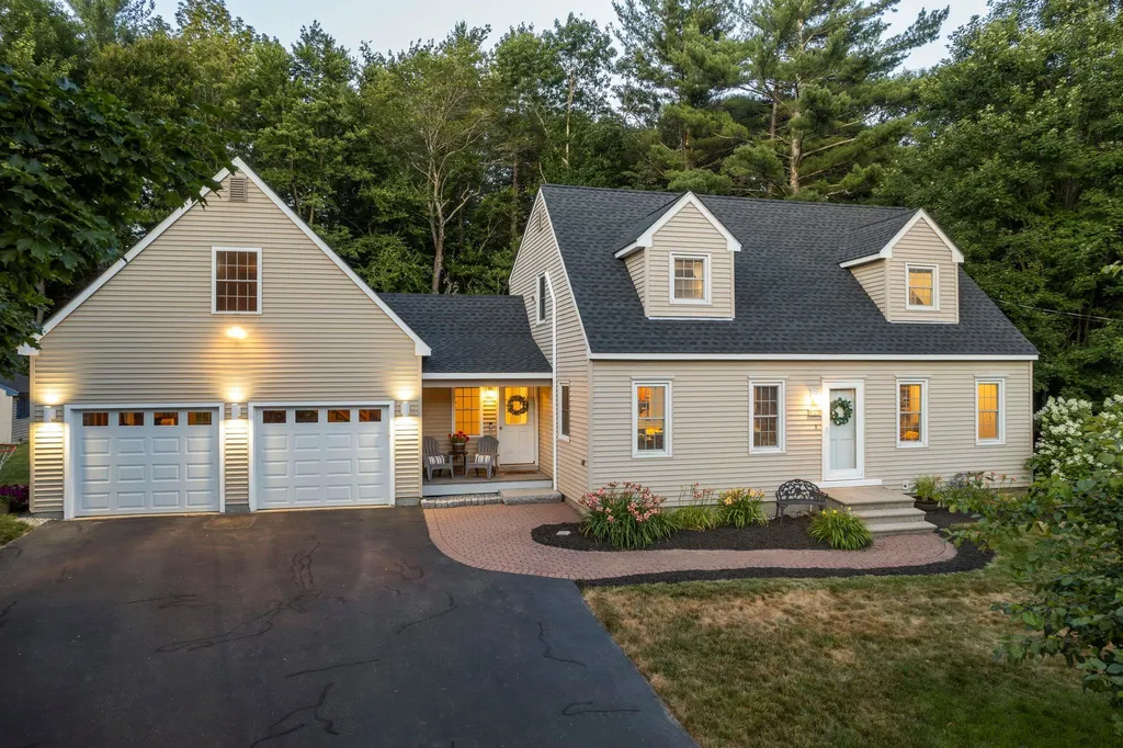 429 Nadine Road Pembroke NH 03275