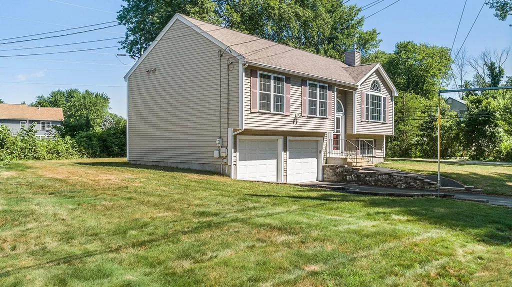 1 Federal Street Hudson NH 03051