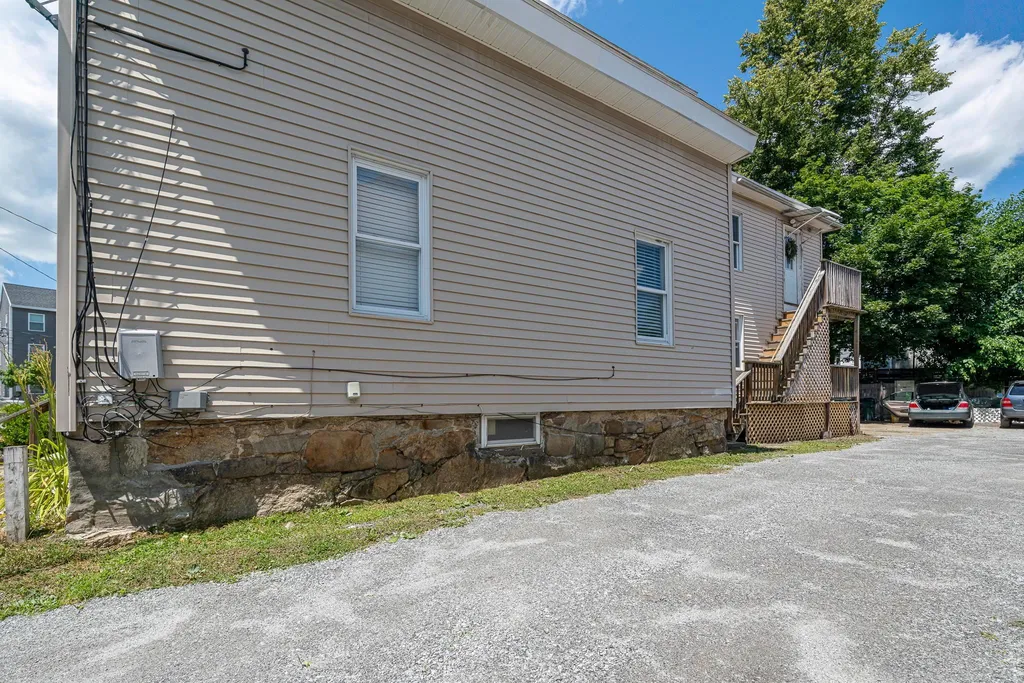 443 Granite Street Manchester NH 03102