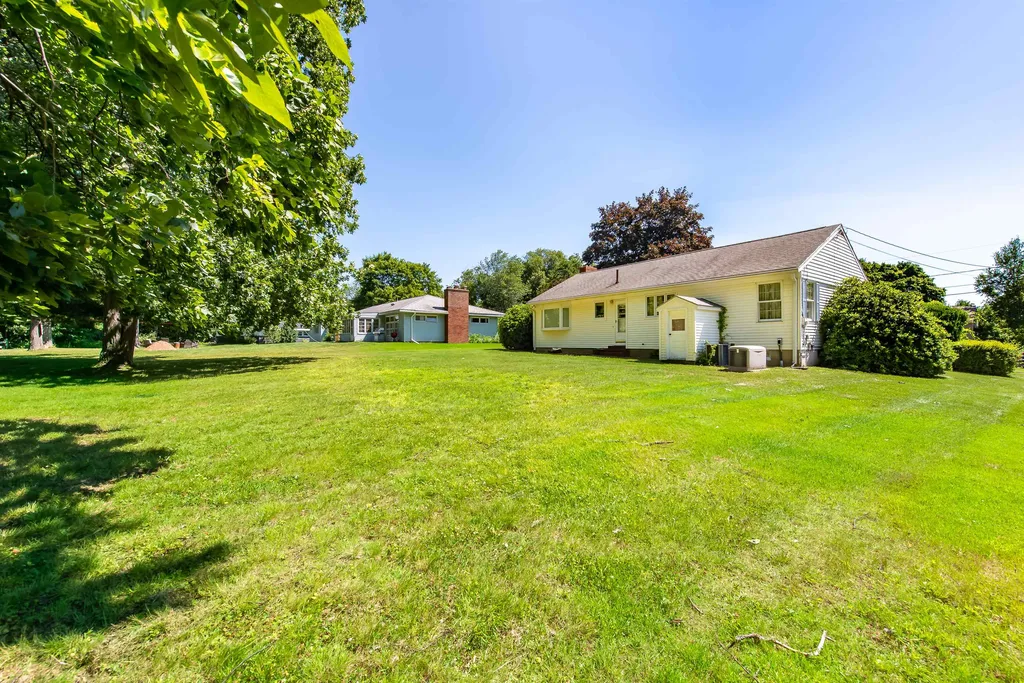 27 Hillcrest Drive Dover NH 03820