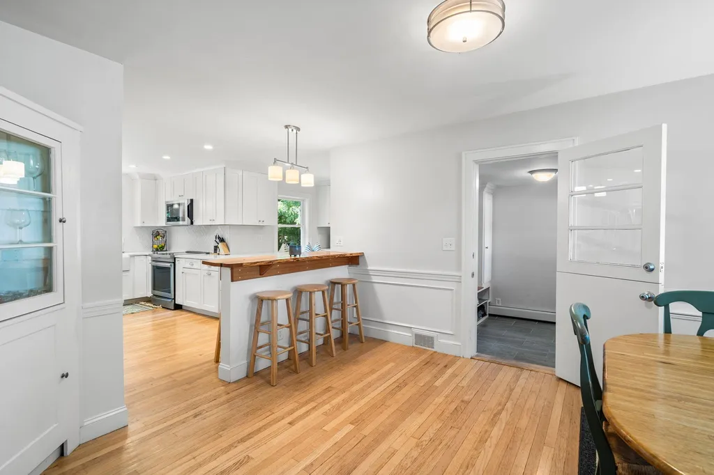 1877 Islington Street Portsmouth NH 03801