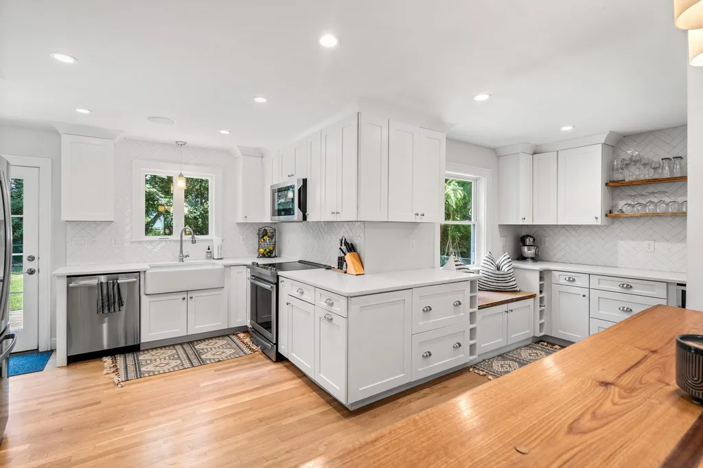 1877 Islington Street Portsmouth NH 03801