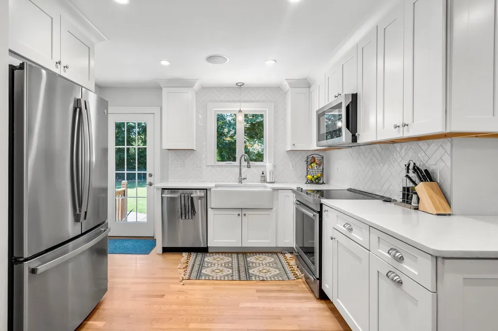 1877 Islington Street Portsmouth NH 03801