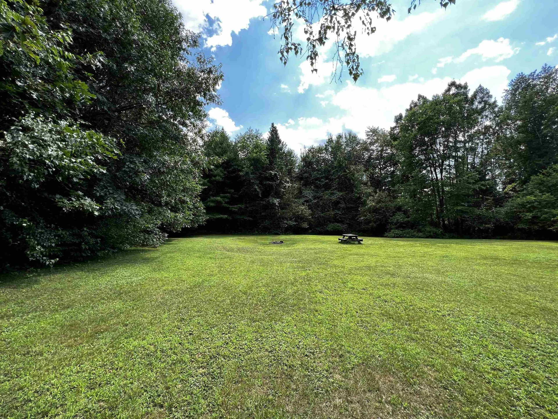 6 Squire Way Stratham NH 03885