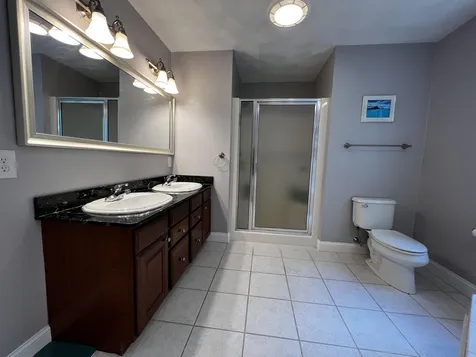 6 Squire Way Stratham NH 03885