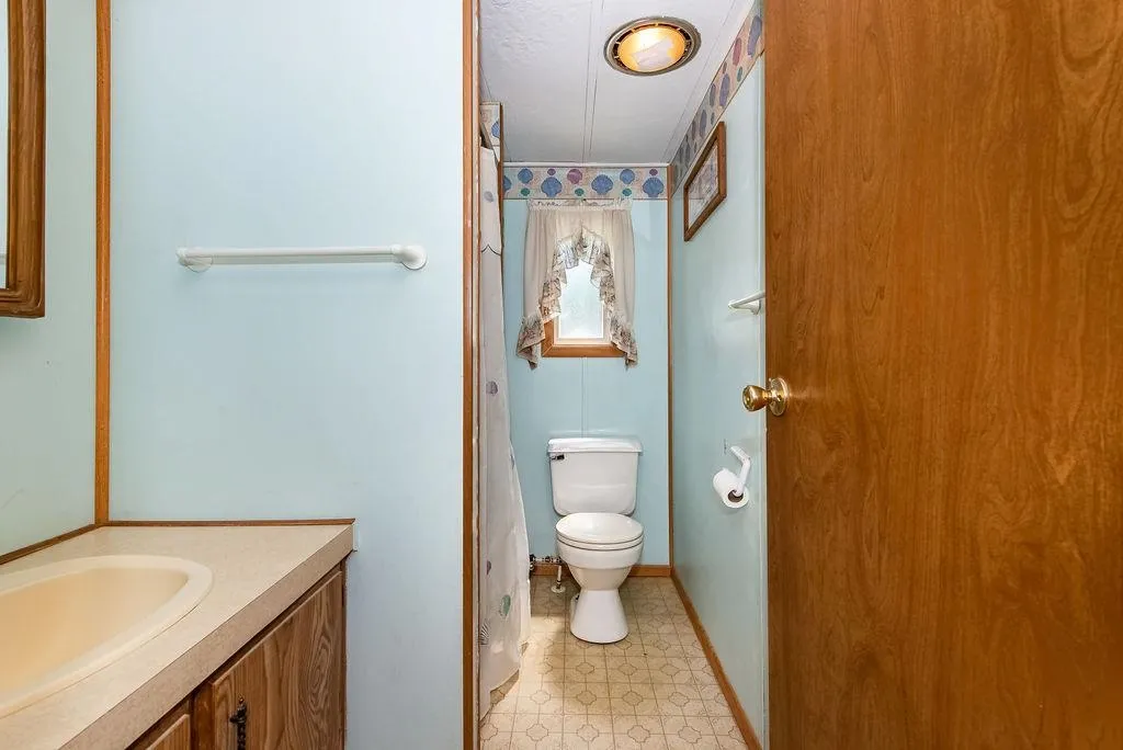 2 Hemlock Street Exeter NH 03833