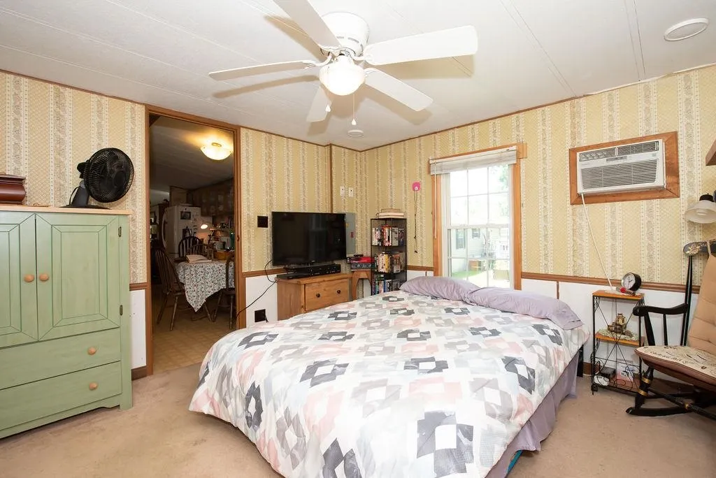 2 Hemlock Street Exeter NH 03833