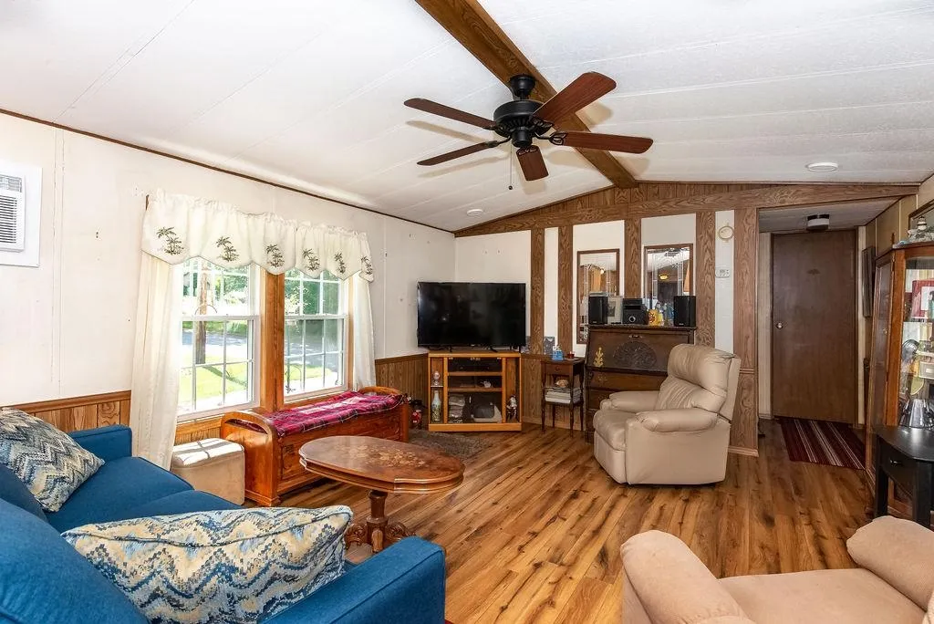 2 Hemlock Street Exeter NH 03833