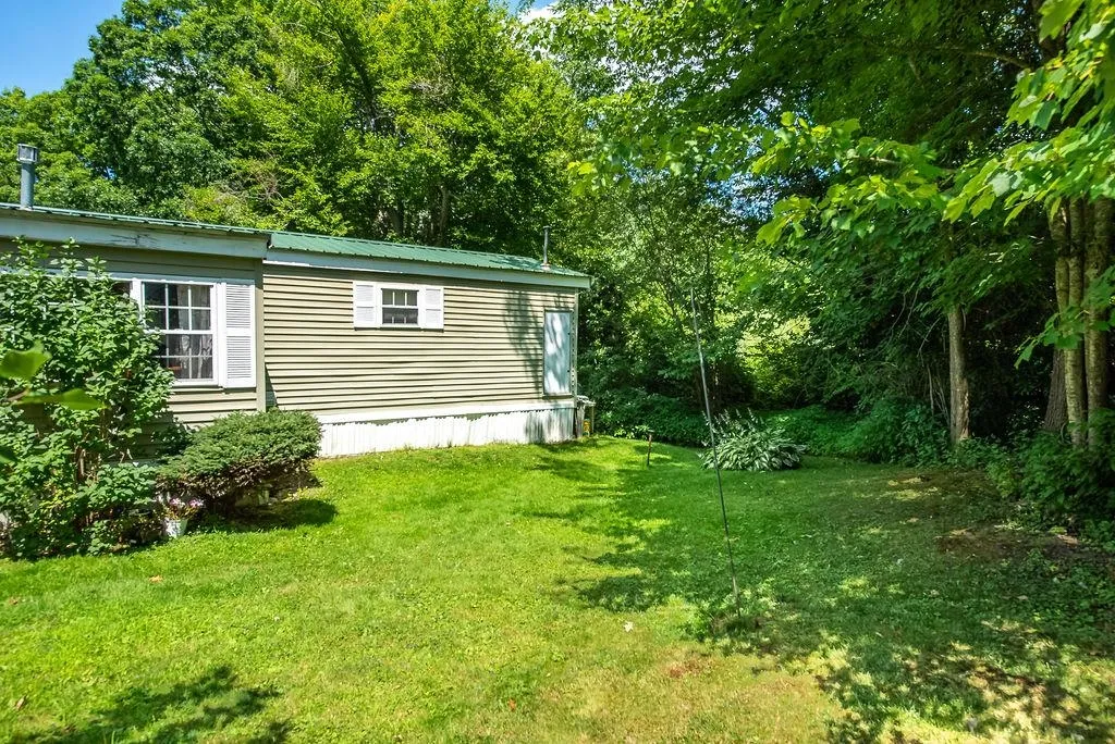 2 Hemlock Street Exeter NH 03833